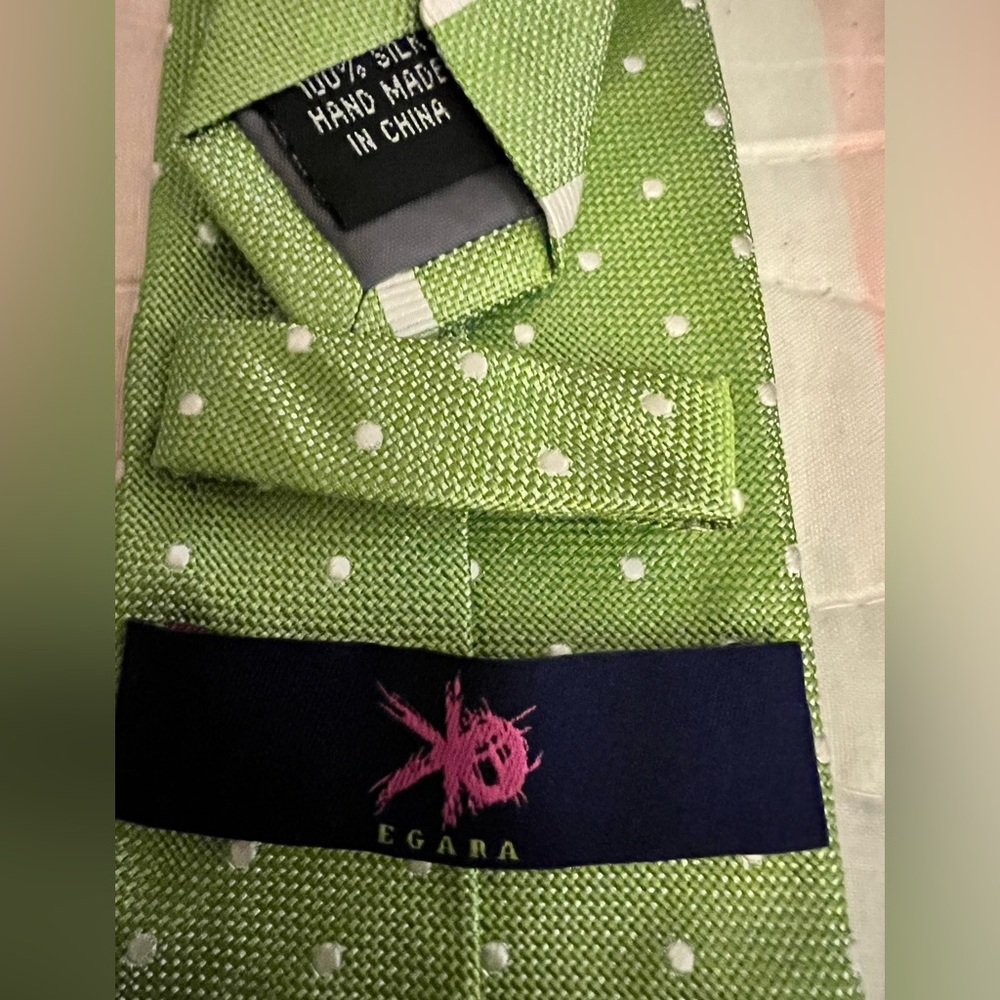 (3) Silk ties Egara, tongue tied, saks 5th Ave - Picture 2 of 6